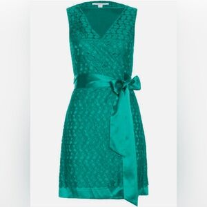 Diane Von Furstenberg Derbette Fresh Aqua Green Paisley Lace Wrap Dress